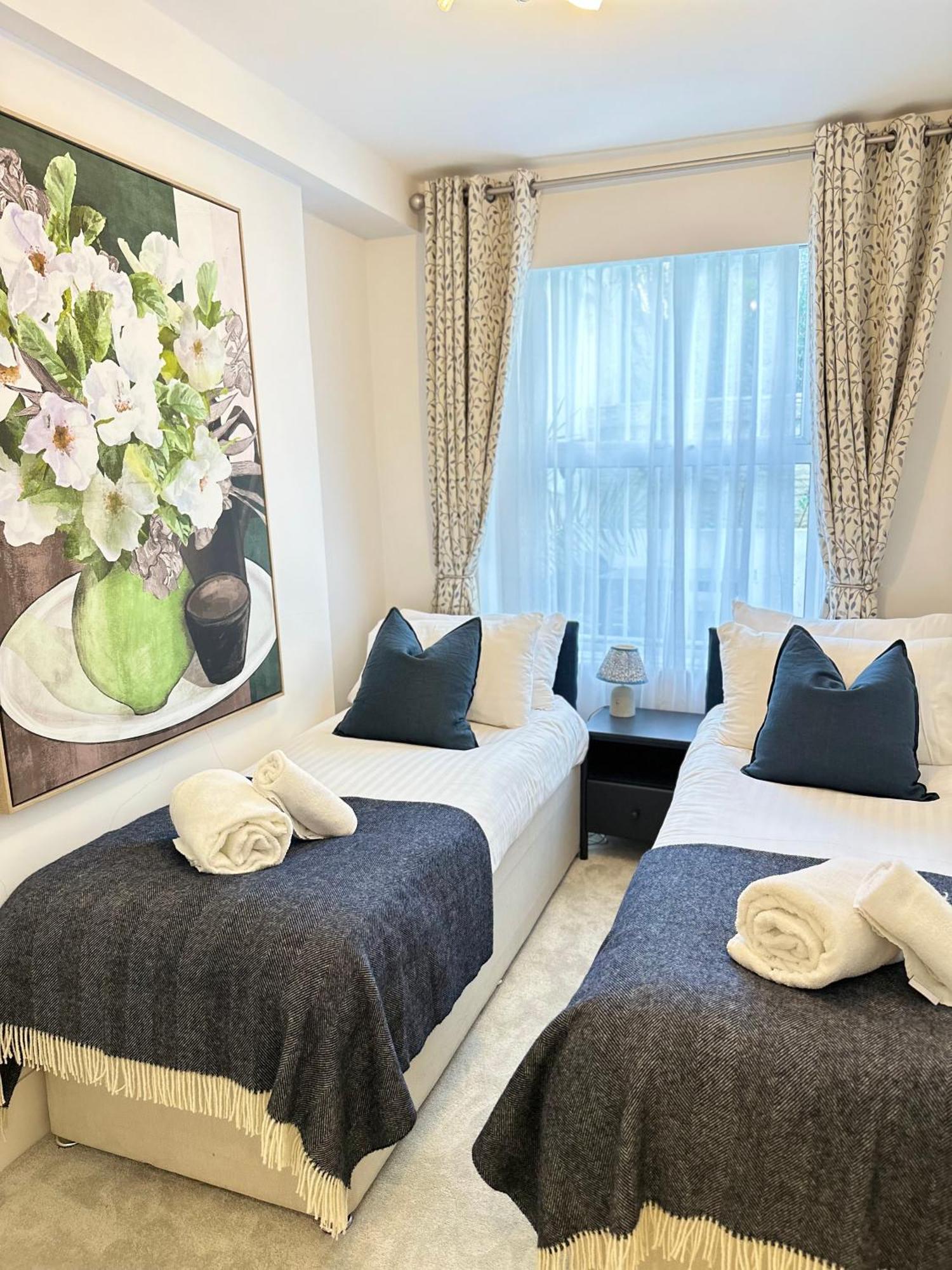 Stylish Apartment With Bbq Kensington London Exterior photo
